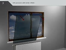 Eski pencerelerin sabıt camları sökülür