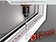 Kasanın önceden açılan 6 mm'lik montaj deliklerinden, 12 mm'lik uç ile sadece profilin üst bölümü delinir.